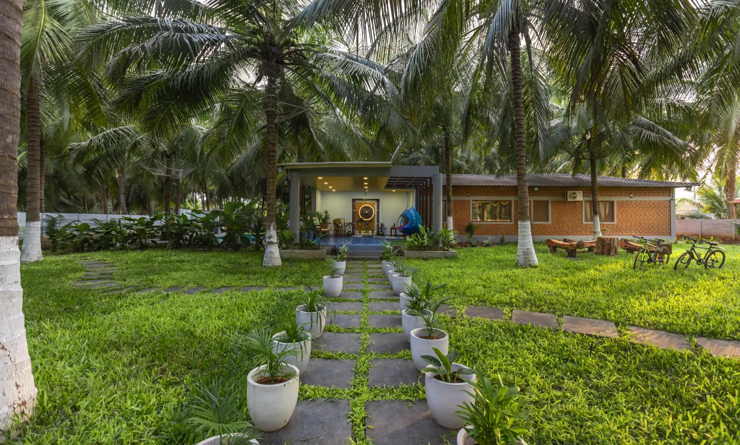 The entrance view of Ra villa farm stay